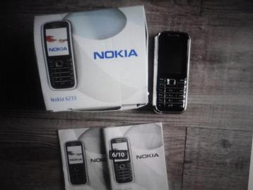 LEUKE NOKIA 6233 MOBIELE TELEFOON MET DOOS TE KOOP beschikbaar voor biedingen