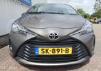 Toyota YARIS 1.0 VVT-I ASPIRATION,AIrco,Bluetooth.Trhaak, Gebruikt, Euro 6, Handgeschakeld, 3 cilinders