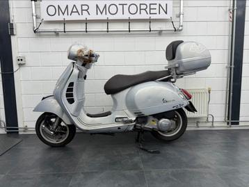 🚀Vespa Gts 300 schade🚀 beschikbaar voor biedingen