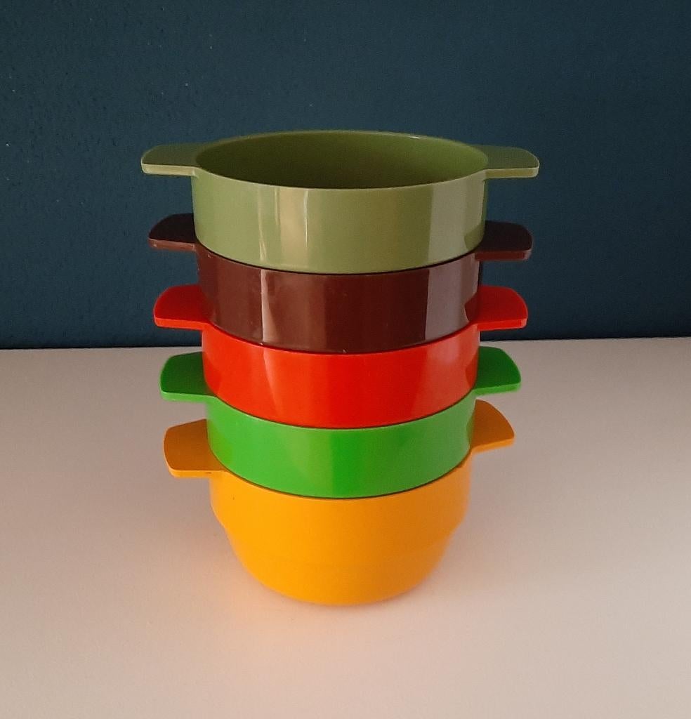 vijf vintage hardplastic schaaltjes, Ophalen of Verzenden, Huis en Inrichting