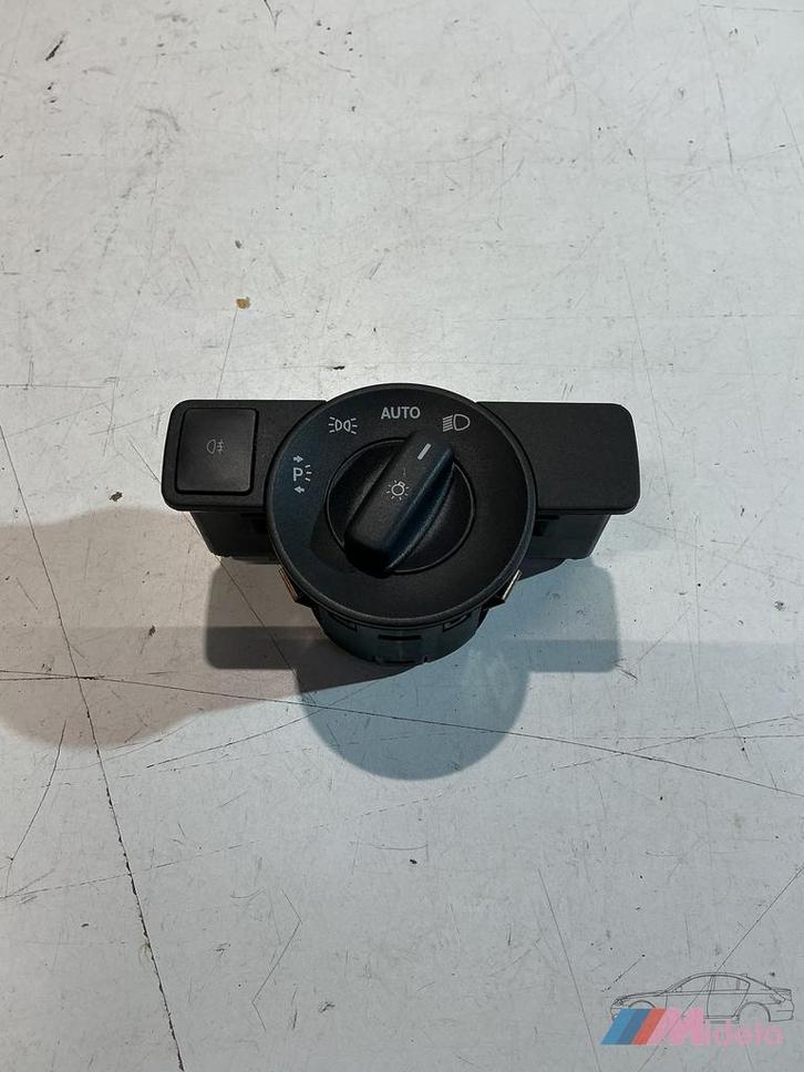 MERCEDES VITO (447.6) LICHTSCHAKELAAR A2469050250, Auto-onderdelen, Dashboard en Schakelaars, Mercedes-Benz, Gebruikt, Ophalen of Verzenden