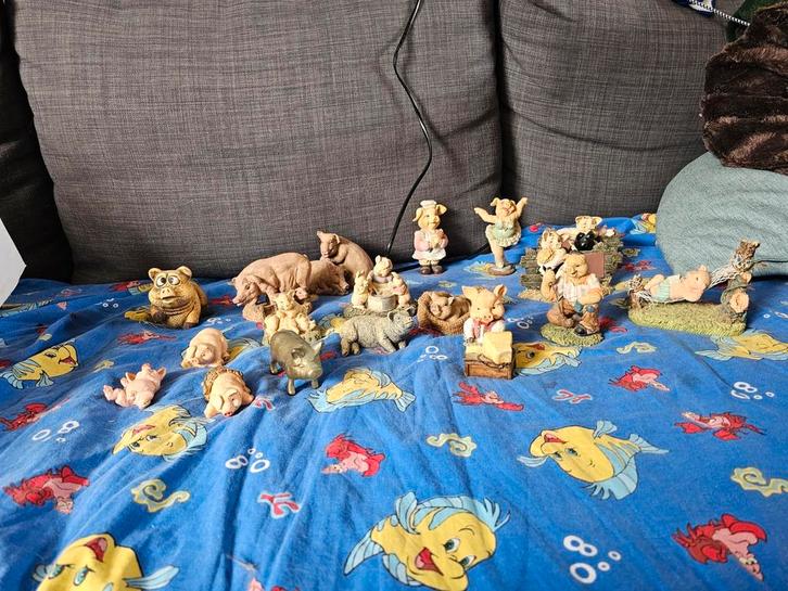Varkensbeeldjes 18 stuks voor 5 euro., Verzamelen, Beelden en Beeldjes, Zo goed als nieuw, Ophalen of Verzenden