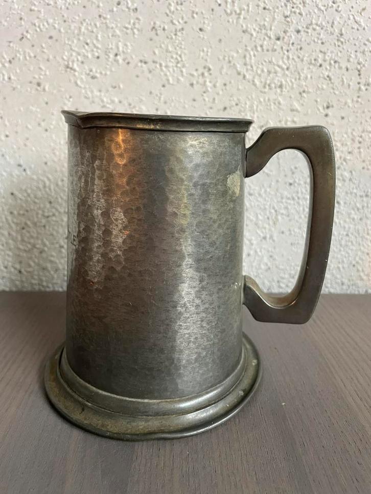 Bierpul tin English Pewter “Llandovery Castle”, Antiek en Kunst, Antiek | Tin, Ophalen of Verzenden