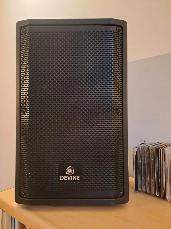 Speaker Active DIVINE ARTIS 12 A MKII, Audio, Tv en Foto, Luidsprekers, Zo goed als nieuw, Front, Rear of Stereo speakers, 120 watt of meer