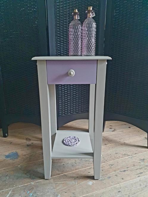Nachtkastje halkastje plantentafel, Huis en Inrichting, Slaapkamer | Nachtkastjes, Zo goed als nieuw, Minder dan 45 cm, Hout, Ophalen