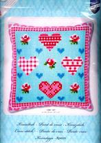 Cado vervaco borduurpakket kussen  hartjes met roosjes, Hobby en Vrije tijd, Borduren en Borduurmachines, Ophalen of Verzenden