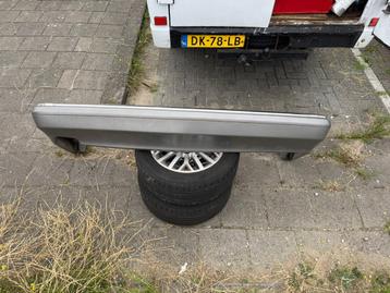 W126 achterbumper met chroom type 2 beschikbaar voor biedingen