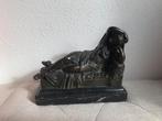 Bronzen beeld van liggende vrouw, Antiek en Kunst, Kunst | Beelden en Houtsnijwerken, Ophalen