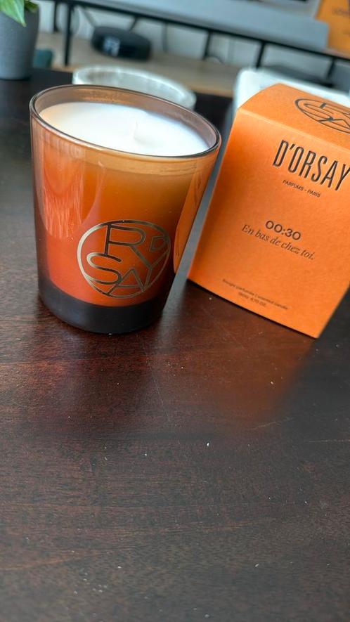 D’Orsay 00:30 En bas de chez toi. 190 gram bougie, Huis en Inrichting, Woonaccessoires | Kandelaars en Kaarsen, Nieuw, Kaars, Minder dan 25 cm
