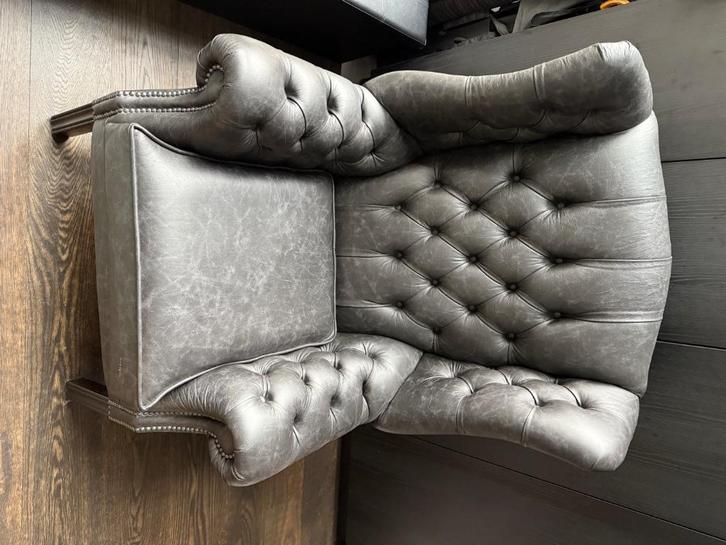 Chesterfield Fauteuil, Huis en Inrichting, Fauteuils, Gebruikt, Leer, 75 tot 100 cm, 75 tot 100 cm, Ophalen