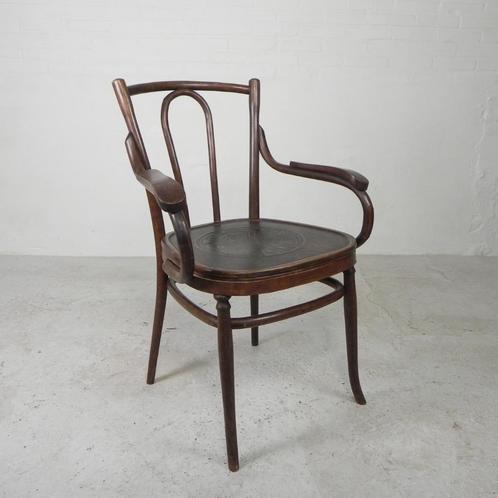 Beuken fauteuil met armleuningen in Thonet stijl, jaren 20, Antiek en Kunst, Antiek | Meubels | Stoelen en Banken, Ophalen of Verzenden