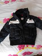 Lekker warme winterjas van givenchy maat 104/6, Kleding | Heren, Jassen | Winter, Ophalen of Verzenden, Zo goed als nieuw, Zwart
