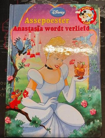 Disney Boekenclub - Assepoester: Anastasia wordt verliefd beschikbaar voor biedingen