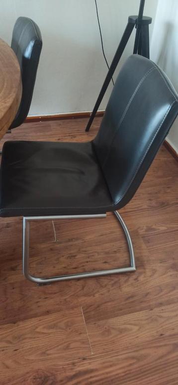 6x leren stoelen  beschikbaar voor biedingen