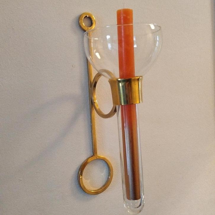 Scandinavische messing wandhanger , kandelaar of vaasje, Antiek en Kunst, Kunst | Designobjecten, Ophalen of Verzenden