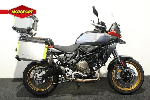 QJMOTOR SRT 700 SX TOURING (bj 2025), Motoren, Motoren | Overige merken, Bedrijf, Toermotor