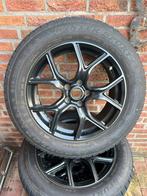 Velgen + Winterbanden 235 60 18 Dunlop Kia Hyundai Mazda, Auto-onderdelen, Banden en Velgen, Ophalen, 18 inch, Gebruikt, Winterbanden