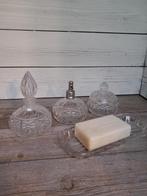 Kristallen of glazen toilletset, met stuk Italiaanse zeep., Antiek en Kunst, Ophalen of Verzenden