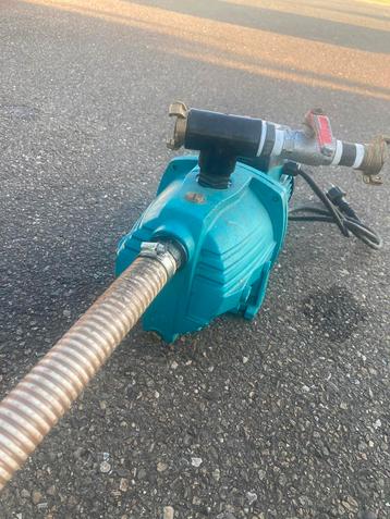 Waterpomp beschikbaar voor biedingen