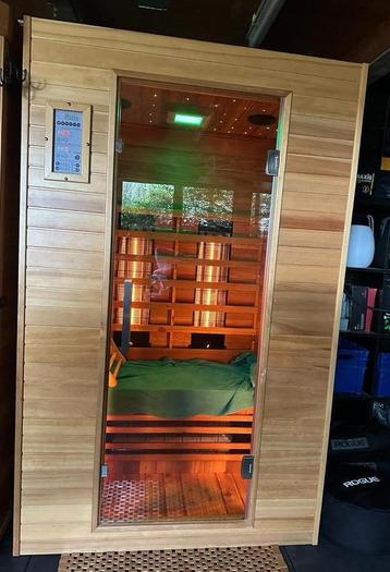 MediCab 2 Infrarood Sauna - Zo Goed Als Nieuw beschikbaar voor biedingen