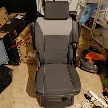 Volkswagen T5/T6 Multivan Autostoel - Gebruikt beschikbaar voor biedingen