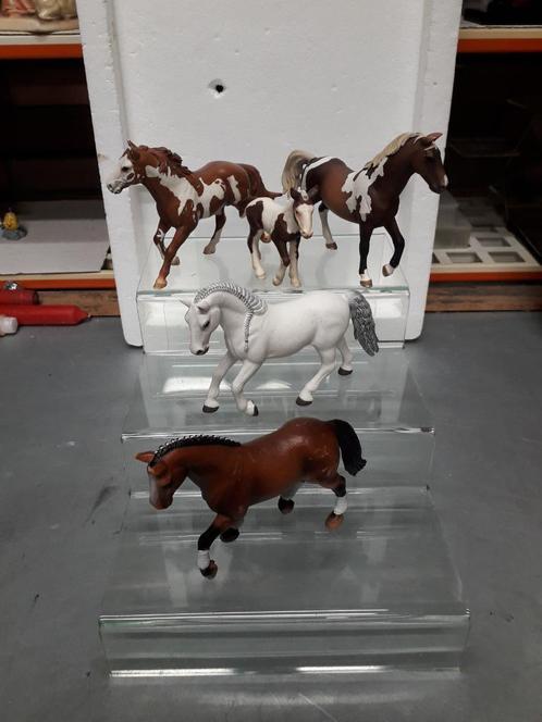 SCHLEICH PAARDEN , DINO , WILDE DIEREN ,KIPPEN en,FIGUREN, Verzamelen, Dierenverzamelingen, Zo goed als nieuw, Beeldje of Figuurtje