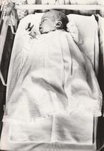 Ansichtkaart van Prins Willem Alexander in de wieg, Verzamelen, Ansichtkaarten | Themakaarten, Ophalen of Verzenden, 1960 tot 1980