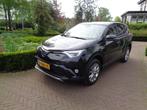 TOYOTA RAV4 2.5i Hybrid 197pk 2WD Aut. Black Edition bij Toy, Auto's, Toyota, Automaat, 12 maanden, Stof, Gebruikt