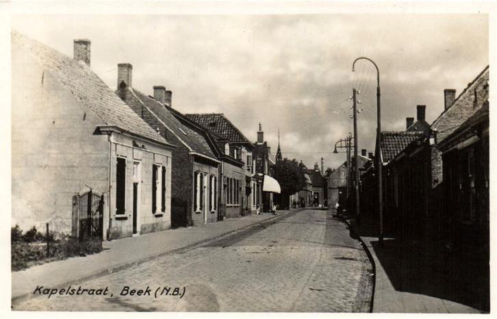 Kapelstraat, Beek [N.B.] - ongelopen, Verzamelen, Ansichtkaarten | Nederland, Ongelopen, Gelderland, Voor 1920, Ophalen of Verzenden
