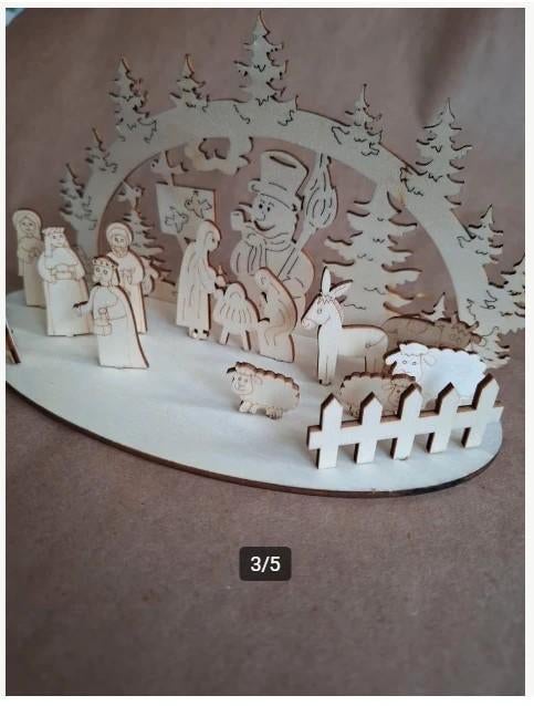 Houten kerststal h, Diversen, Kerst, Onbekend, Ophalen of Verzenden, Zo goed als nieuw, Losse verkoop