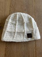 Witte Gehaakte Barts muts- One Size, Ophalen, Zo goed als nieuw, One size fits all, Hoed
