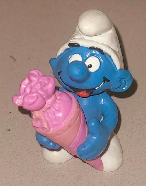 Mooie smurf met roze Schultüte 2.0220 Schleich, Verzamelen, Smurfen, Zo goed als nieuw, Poppetje, Figuurtje of Knuffel, Overige Smurfen
