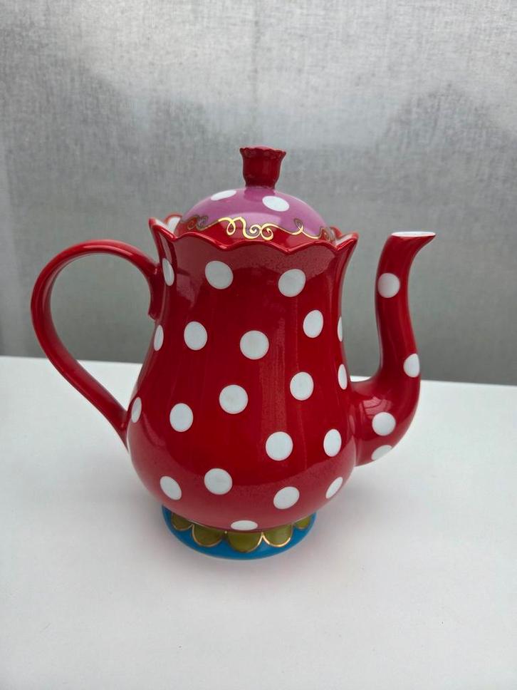Oilily Theepot met polka dots, Huis en Inrichting, Keuken | Servies, Gebruikt, Overige typen, Overige stijlen, Keramiek, Ophalen of Verzenden