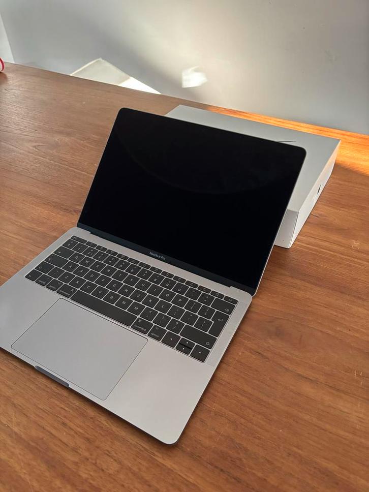 MacBook Pro 13" 2018 (defect), Computers en Software, Apple Macbooks, Niet werkend, MacBook Pro, 13 inch, 2 tot 3 Ghz, 256 GB