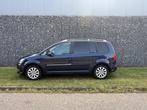 Volkswagen Touran 1.2 TSI Highl. BM 7persoons, Voorwielaandrijving, Euro 5, Blauw, 7 stoelen