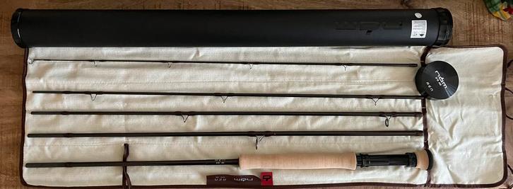 Nam Ren 696-5 hengel ongevist (sage orvis winston hardy c&f), Watersport en Boten, Hengelsport | Vliegvissen, Zo goed als nieuw