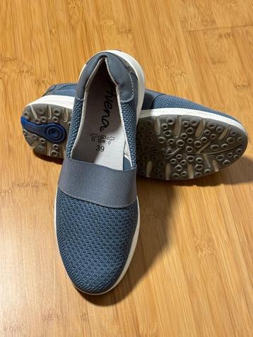 nieuwe dames sportschoenen van Avena beschikbaar voor biedingen