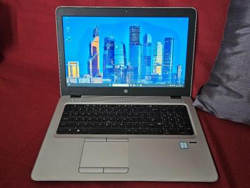 Zeer Mooie Luxe Serie Laptop HP EliteBook i5 & W11 Compleet beschikbaar voor biedingen
