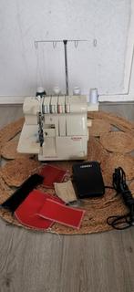 Overlock Singer ULTRALOCK Model 14 U4 54B, Hobby en Vrije tijd, Naaimachines en Toebehoren, Ophalen of Verzenden, Zo goed als nieuw