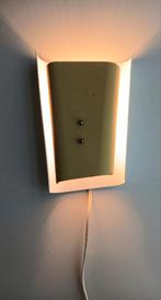 Zeldzame wandlamp, geel/wit, refurbished, vintage, jaren 60, Ophalen of Verzenden, Gebruikt, Metaal, Vintage