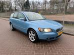 Volvo V50 2.0 D 2004 nieuwe apk, trekhaak, stoelverwarming, Voorwielaandrijving, 136 pk, Beige, 4 cilinders