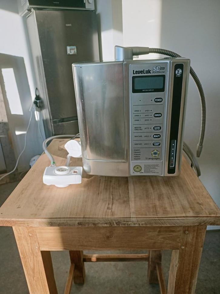 Kangen Leveluk SD501 Platinum 4 jaar oud, Witgoed en Apparatuur, Persoonlijke-verzorgingsapparatuur, Gebruikt, Ophalen of Verzenden