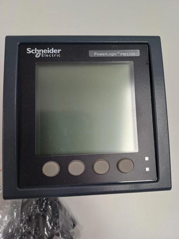 Schneider METSEPM5320 energiemeter, Doe-het-zelf en Verbouw, Meetapparatuur, Nieuw, Elektriciteit, Ophalen of Verzenden