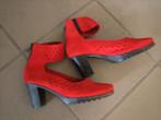 Zeer aparte rode opengewerkte nubuck pumps ARCHE 38 Snazzeys, Pumps, Verzenden, Zo goed als nieuw, Arche