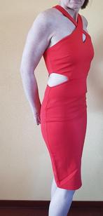 sexy rode jurk merk Paperdolls mt 36 / 38, Kleding | Dames, Jurken, Nieuw, Ophalen of Verzenden, Knielengte, Maat 36 (S)
