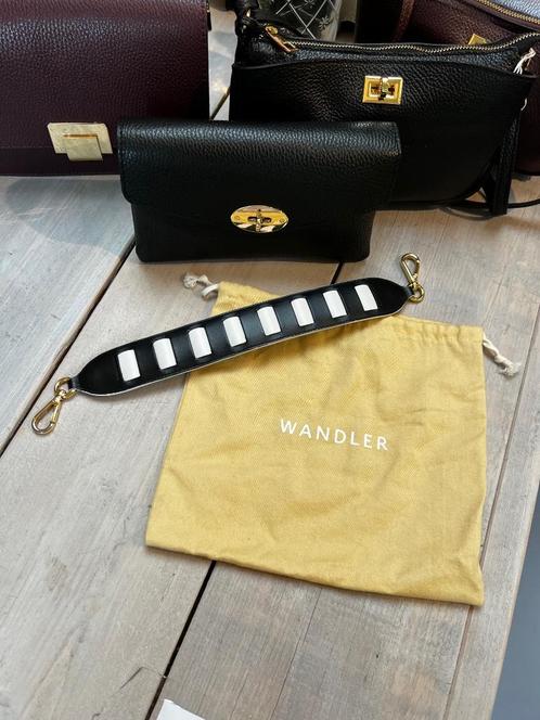 WANDLER tasstrap zwart/ecru- TIEN concepts op Instagram, Sieraden, Tassen en Uiterlijk, Tassen | Damestassen, Zo goed als nieuw
