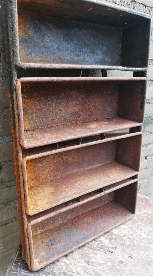 Broodmal. Metaal. Roestpatina. 33/52 cm, Antiek en Kunst, Curiosa en Brocante, Ophalen