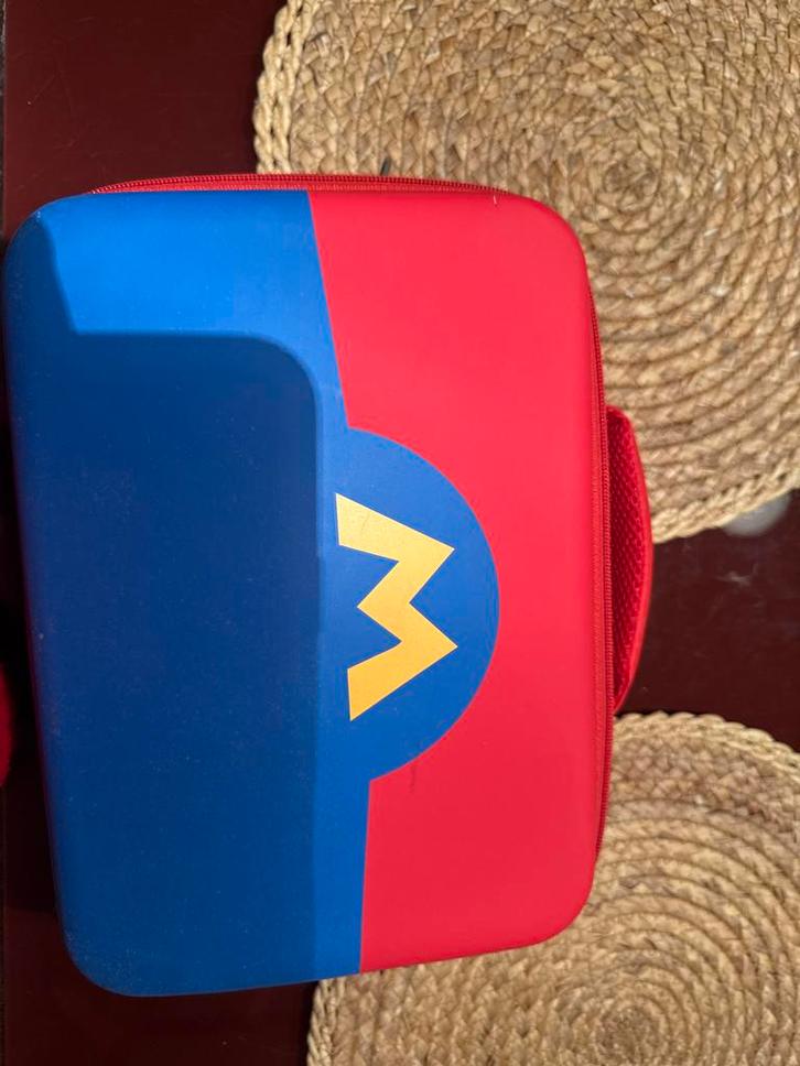 Nintendo Accessoire Tas - Mario Design, Spelcomputers en Games, Spelcomputers | Nintendo Consoles | Accessoires, Zo goed als nieuw