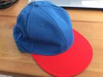 Pet blauw met rode klep. Merk: "Cubus as" nieuw, Ophalen of Verzenden, Nieuw, Pet