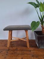 Bamboe voetenbankje met stoffen zitting, Ophalen of Verzenden, Zo goed als nieuw, Rechthoekig, Minder dan 50 cm